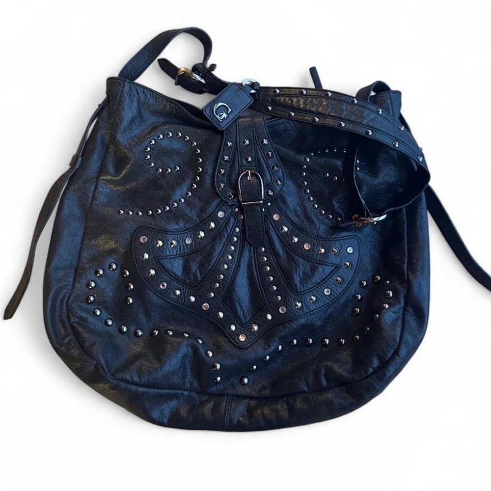 Vintage Guess Black Studded Hobo Bag – Y2K Shoulder Bag 🖤